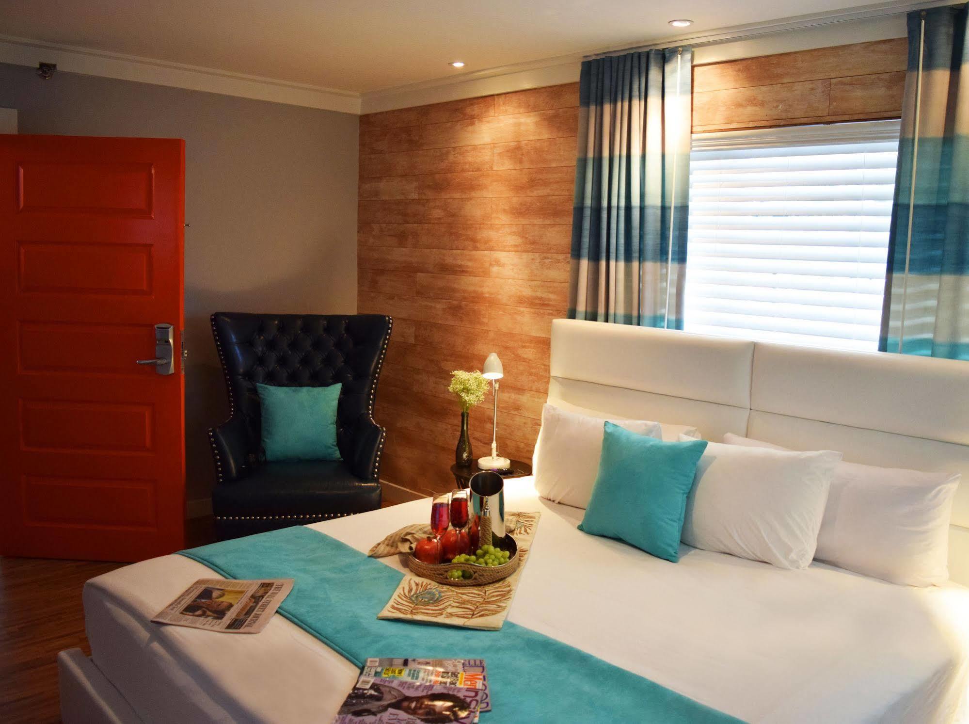 Chesterfield Y Hotel Miami Beach