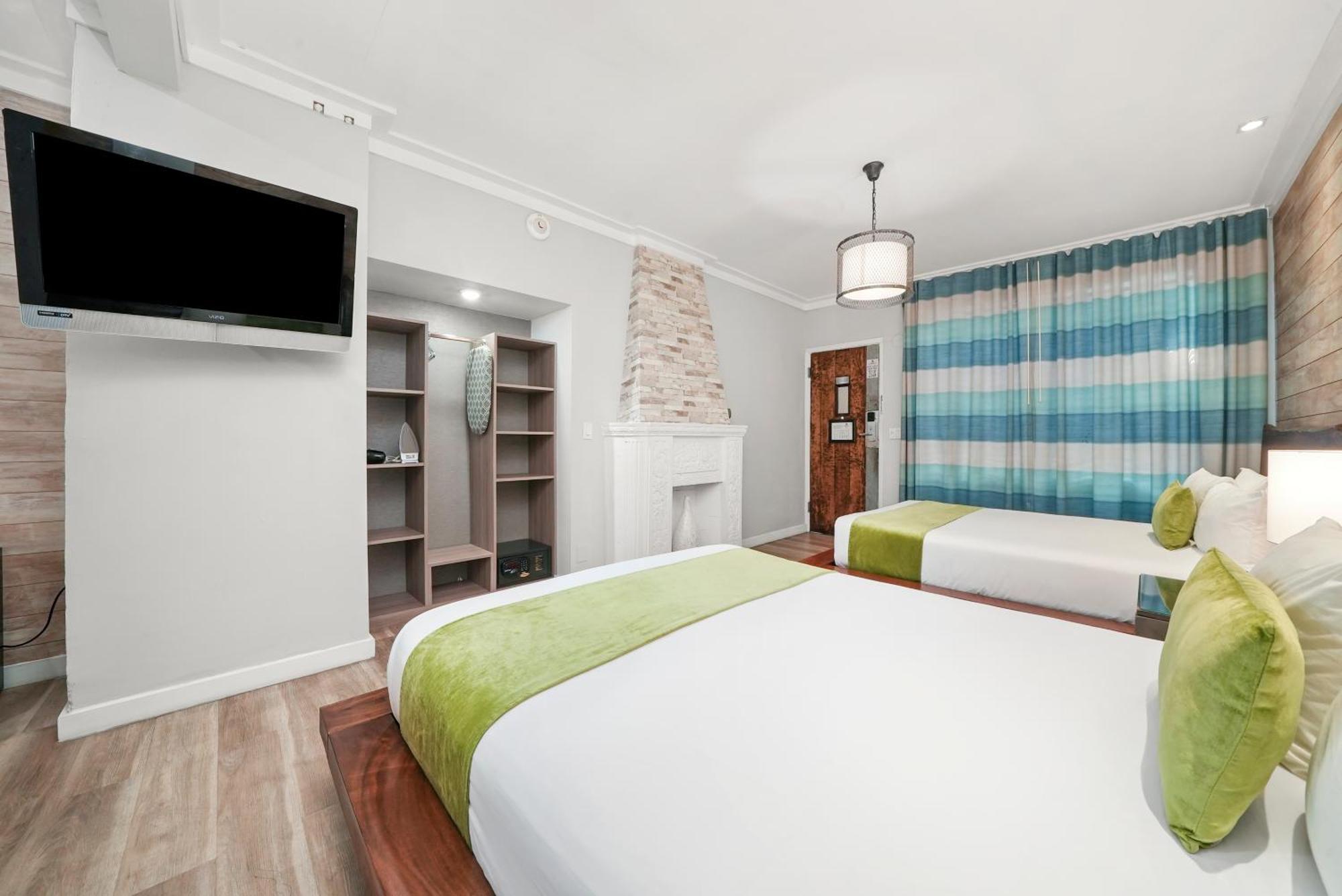 Chesterfield Y 3* Miami Beach