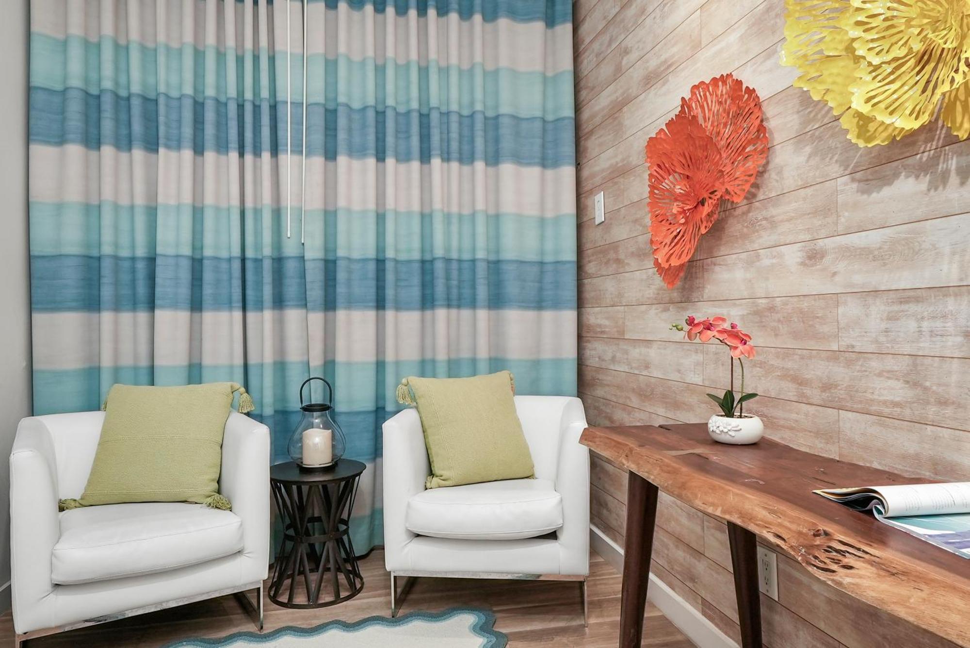 Chesterfield Y Hotel Miami Beach