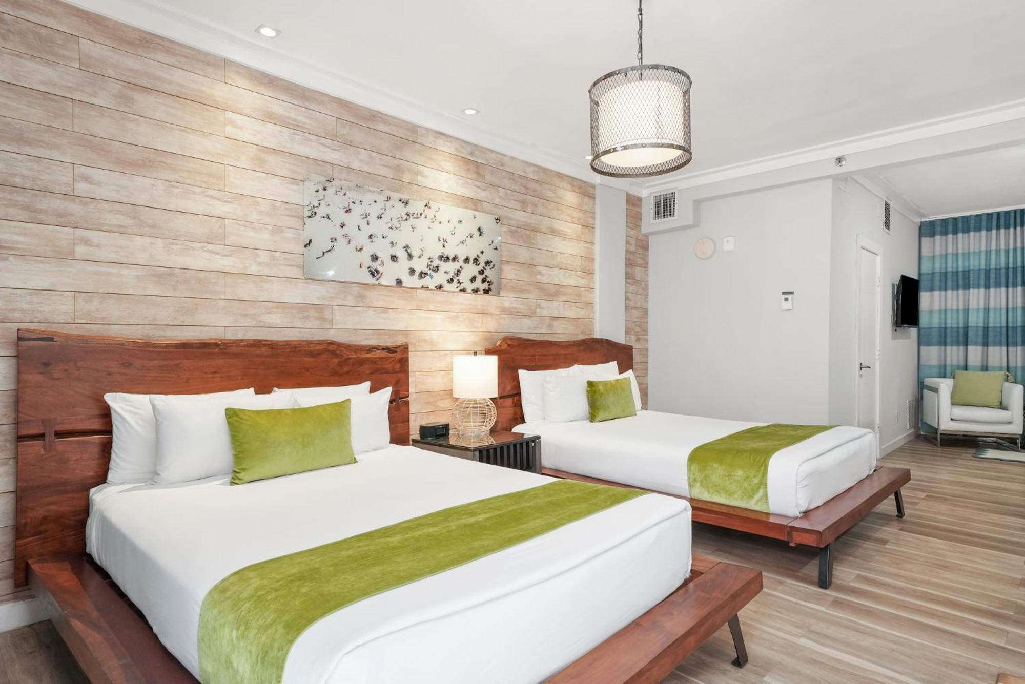 Chesterfield Y 3* Miami Beach