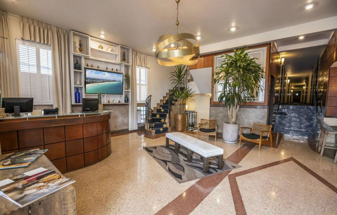 Chesterfield Y Hotel Miami Beach